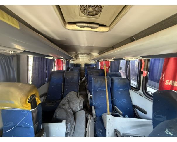 Foto de ONIBUS, M.BENZ/MASCA GRANMICRO O, BRANCA, 2018/2019, DIESEL, CHASSI: 9BM979277KB089816, RENAVAM: 01200042775, NO ESTADO EM QUE SE ENCONTRA. OBS: IMPEDIMENTO ADM.DANO MEDIA MONTA