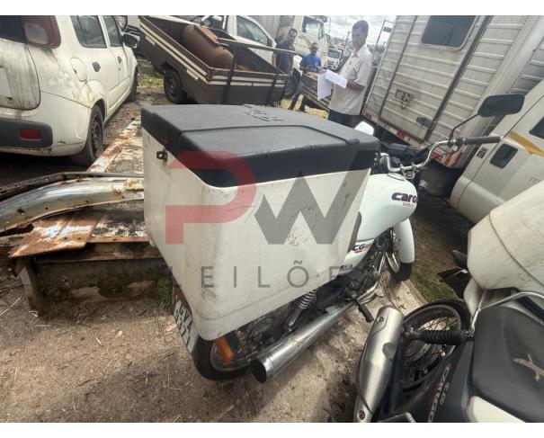 Foto de PASSAGEIRO / MOTOCICLETA HONDA/CG 125 CARGO, 1997/1997, GASOLINA, BRANCA, CHASSI: 9C2JA010VVR004642, RENAVAM: 00678194203, NO ESTADO EM QUE SE ENCONTRA. MOTOR AVARIADO. 