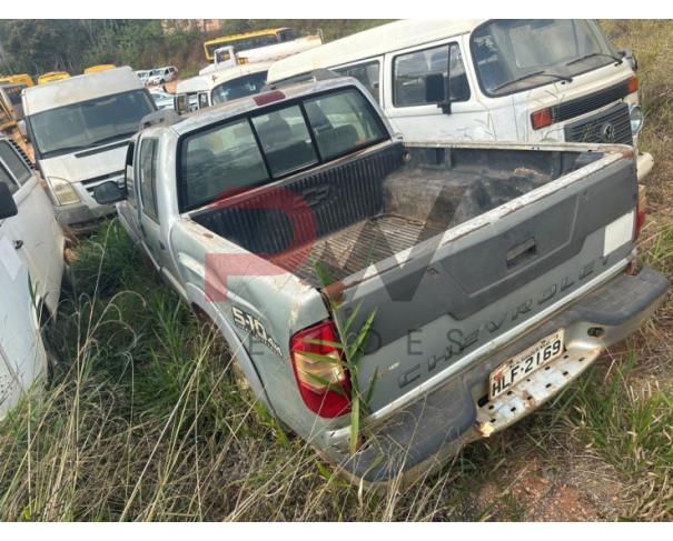 Foto de ESPECIAL / CAMINHONETE GM/S10 TORNADO D 4X4, 2009/2010, DIESEL, PRATA, PLACA HLF-2169, RENAVAM: 00191876682, CHASSI: 9BG138TJ0AC432949, NO ESTADO EM QUE SE ENCONTRA.