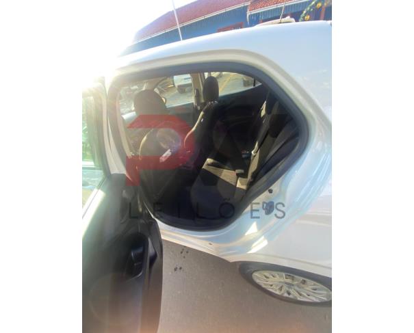 Foto de AUTOMOVEL FIAT/ARGO DRIVE 1.0, RENAVAM Nº 01296402611, CHASSI Nº 9BD358AFNNYL87627, ANO FABRICAÇÃO 2022, ANO MODELO 2022, COR BRANCA, FLEX (ÁLCOOL/GASOLINA), 75 CV, VEÍCULO DE 5 PASSAGEIROS, NO ESTADO EM QUE SE ENCONTRA.