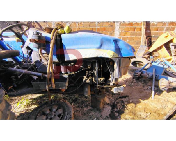 Foto de TRATOR NEW HOLLAND TT4030, AZUL, SERIE: 87557214, CHASSI: HCCZ4030JGCG47971, NO ESTADO EM QUE SE ENCONTRA.