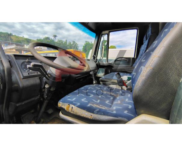 Foto de CAMINHAO IVECO/TECTOR 170E22, 2013/2014,BRANCA, DIESEL, CHASSI: ...25599, NO ESTADO EM QUE SE ENCONTRA.