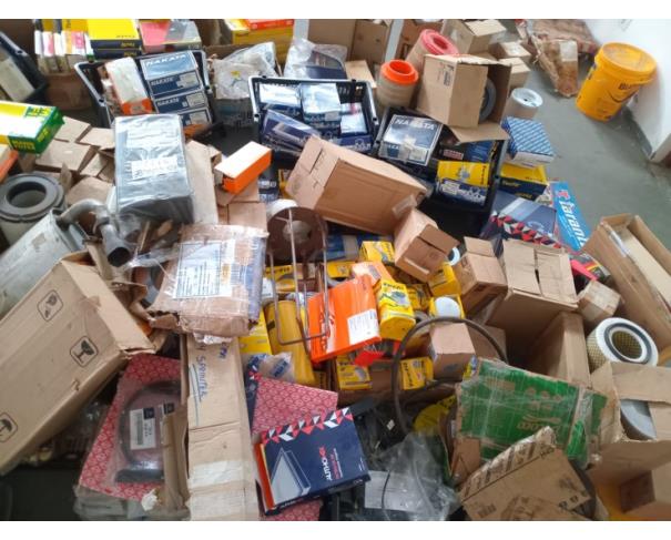 Foto de LOTE CONTENDO PEÇAS AUTOMOTIVAS NOVAS E SEMINOVAS, NO ESTADO EM QUE SE ENCONTRA.