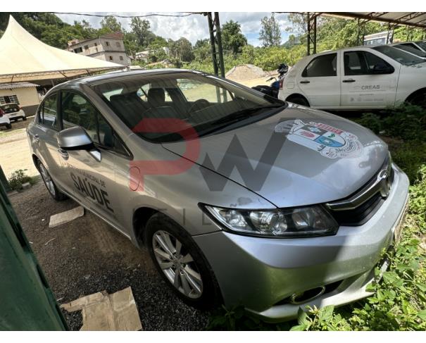 Foto de AUTOMOVEL HONDA/CIVIC LXS, ALCOOL/GASOLINA, PRATA, 2013/2014, CHASSI: ...02009, NO ESTADO EM QUE SE ENCONTRA.
