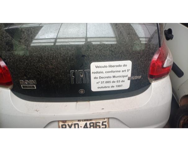 Foto de AUTOMOVEL, FIAT/MOBI EASY, BRANCA, 2016/2017, ALCOOL/GASOLINA, CHASSI: 9BD341A4NHB420895, RENAVAM: 01093238825, NO ESTADO EM QUE SE ENCONTRA.
