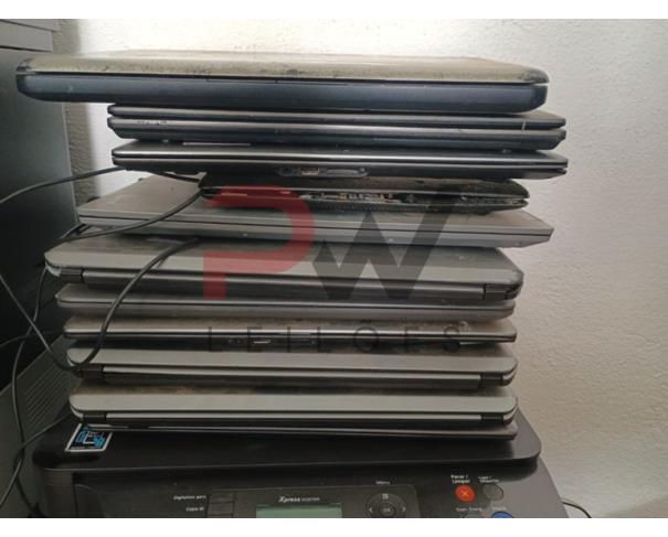 Foto de LOTE CONTENDO DIVERSOS EQUIPAMENTOS ELETRÔNICOS, TAIS COMO TELEVISORES, IMPRESSORAS, MONITORES DE VÍDEO, GABINETES DE COMPUTADORES, NOTEBOOKS, LAPTOPS, NOBREAKS, ESTABILIZADORES DE ENERGIA, TONERS E REFIS DE IMPRESSORAS, NO ESTADO EM QUE SE ENCONTRAM.