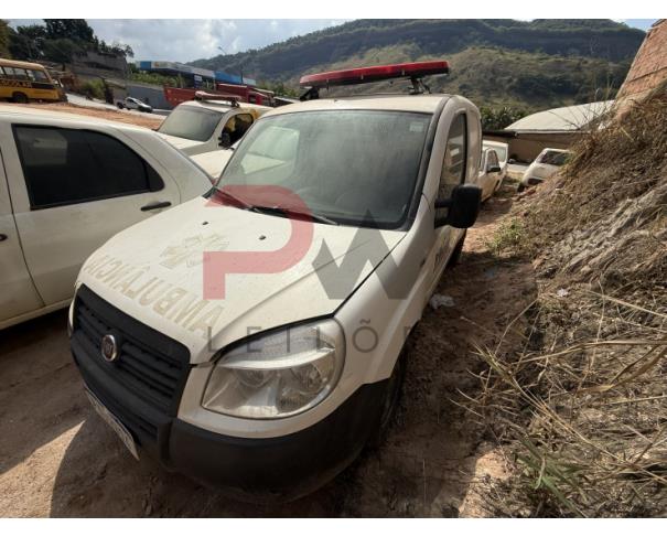 Foto de CAMINHONETE FIAT/DOBLO 1.8 ATENA AMB, ALCOOL/GASOLINA, 2014/2014, BRANCA, CHASSI: 9BD223156E2038559, RENAVAM: 01285141099, NO ESTADO EM QUE SE ENCONTRA.