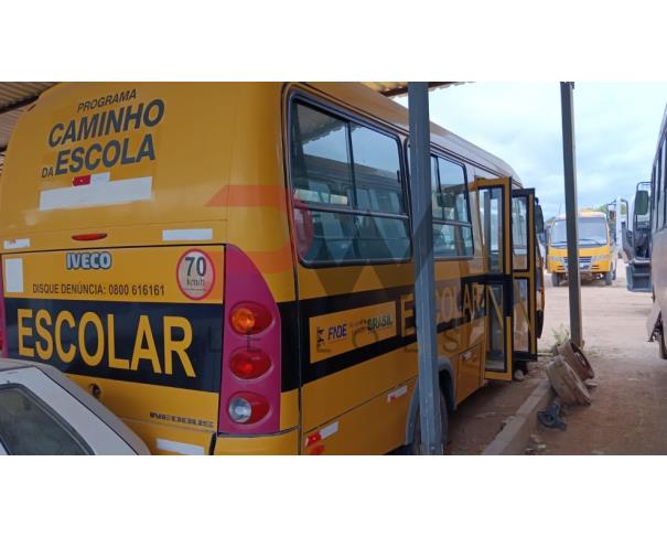 Foto de PAS/ONIBUS IVECO/CITYCLASS 70C17, DIESEL, 2013/2014,  AMARELA, RENAVAM: 00594771021, CHASSI: 93ZL68C01E8454695, NO ESTADO EM QUE SE ENCONTRA.