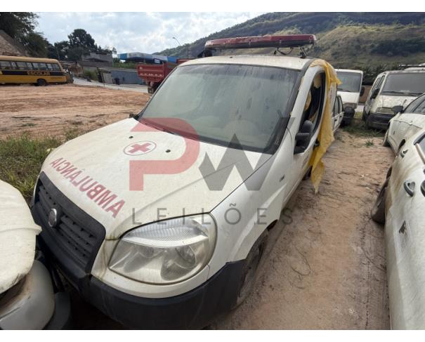 Foto de CAMINHONETE FIAT/DOBLO GREENCAR MO4, ALCOOL/GASOLINA, BRANCA, 2014/2014, CHASSI: 9BD223246E2037136, RENAVAM: 01005900563, NO ESTADO EM QUE SE ENCONTRA.