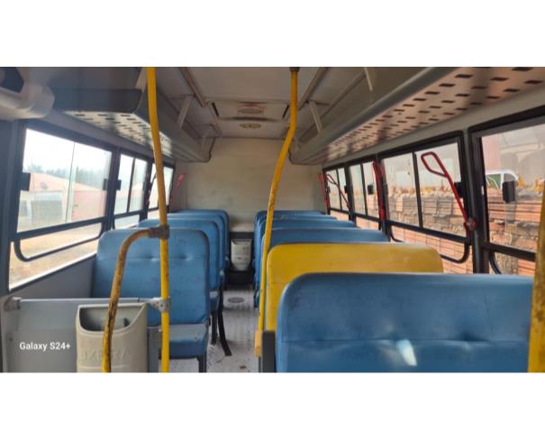 Foto de ONIBUS MPOLO/VOLARE V8L 4X4 EO, DIESEL, AMARELA, 2014/2015, CHASSI: 93PB58M1MFC053211, RENAVAM: 01021235471, NO ESTADO EM QUE SE ENCONTRA.