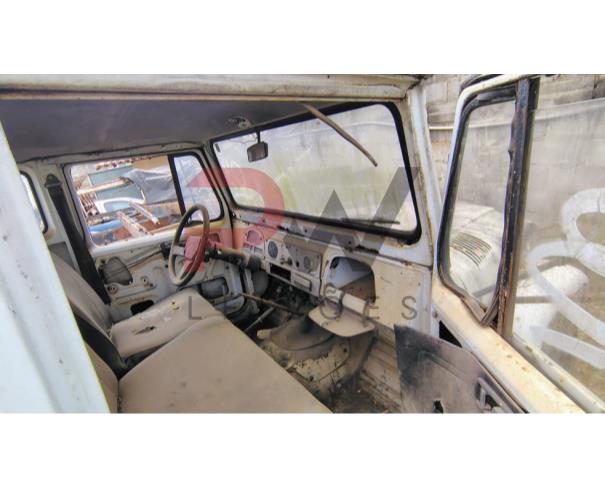 Foto de CARGA / CAMIONETA TOYOTA/BANDEIRANTE, 1991/1991, DIESEL, BRANCA, CHASSI: 9BR0J0040M1014207, RENAVAM: 00607393220, NO ESTADO EM QUE SE ENCONTRA. CHASSI EMPENADO.