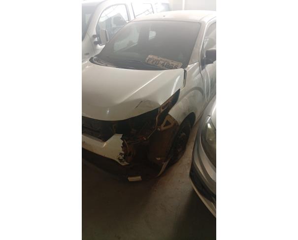 Foto de AUTOMOVEL, FIAT/MOBI EASY, BRANCA, 2016/2017, ALCOOL/GASOLINA, CHASSI: 9BD341A4NHB420895, RENAVAM: 01093238825, NO ESTADO EM QUE SE ENCONTRA.