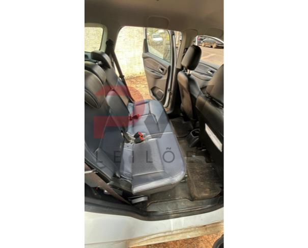 Foto de AUTOMOVEL, CHEV/SPIN 1.8L AT PREMIER, BRANCA, 2022/2023, ALCOOL/GASOLINA, CHASSI: 9BGJP7520PB185456, RENAVAM: 01329339581, NO ESTADO EM QUE SE ENCONTRA.
