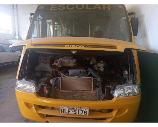 Foto de PASSAGEIRO / ONIBUS IVECO/CITYCLASS 70C16, DIESEL, 2010/2011, AMARELA, PLACA: HLF-5176, RENAVAM:00279958986, CHASSI: 93ZL68B01B8420160, NO ESTADO EM QUE SE ENCONTRA