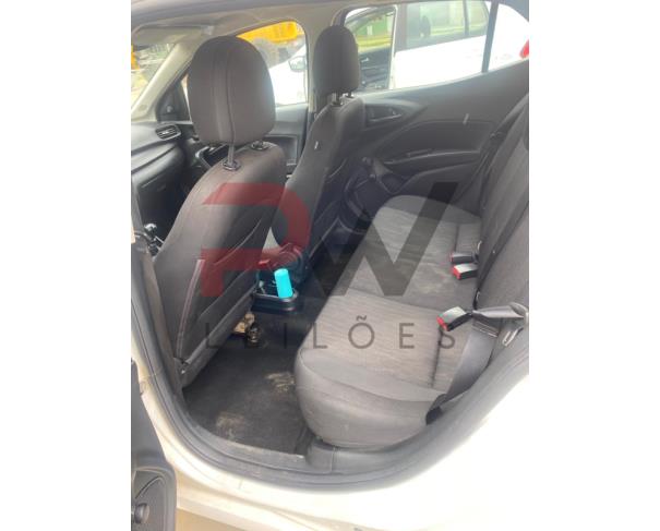 Foto de AUTOMOVEL FIAT/ARGO DRIVE 1.0, RENAVAM Nº 01294581322, CHASSI Nº 9BD358AFNNYL82407, ANO FABRICAÇÃO 2022, ANO MODELO 2022, COR BRANCA, FLEX (ÁLCOOL/GASOLINA), 75 CV, VEÍCULO DE 5 PASSAGEIROS, NO ESTADO EM QUE SE ENCONTRA.