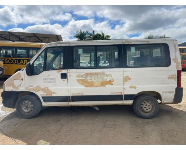 Foto de MICROONIBUS, PEUGEOT/BOXER M33OM 23S, BRANCA, 2012/2013, DIESEL, CHASSI: 936ZBWMMBD2104647, RENAVAM: 00512198470, NO ESTADO EM QUE SE ENCONTRA.