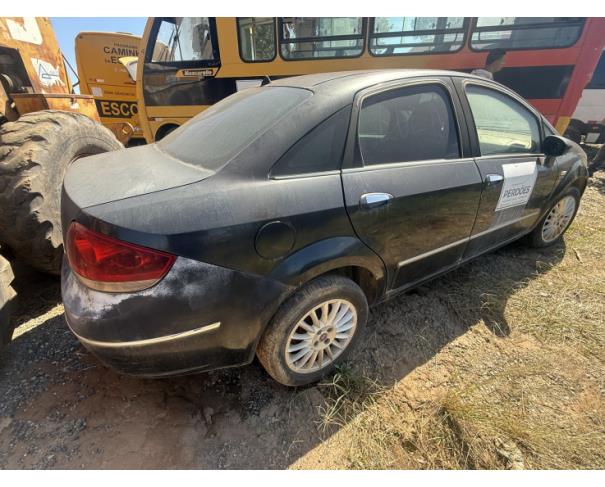 Foto de AUTOMOVEL, FIAT/LINEA ABSOLUTE DUAL, PRETA, 2009/2010, ALCOOL/GASOLINA, CHASSI: 9BD110565A1508564, RENAVAM: 00158254708, NO ESTADO EM QUE SE ENCONTRA.