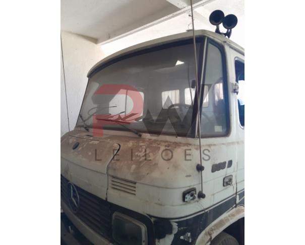 Foto de CAMINHÃO L 608 D / MERCEDEZ BENZ, 1981/1982, NO ESTADO EM QUE SE ENCONTRA.