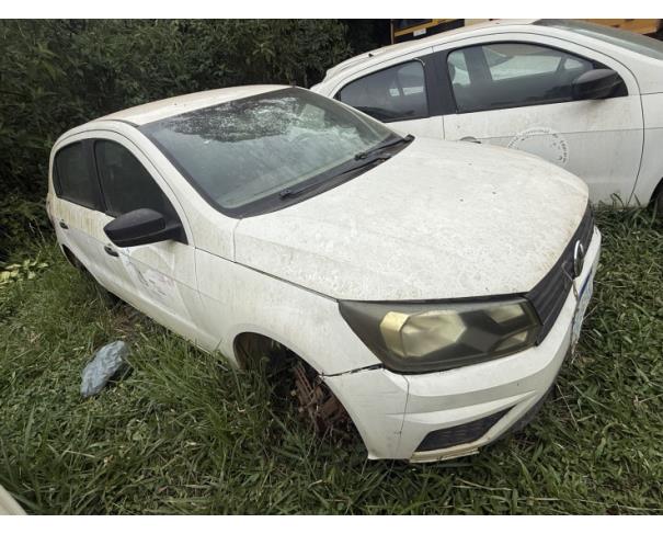 Foto de AUTOMOVEL VW/GOL 1.0L MC4, ALCOOL/GASOLINA, BRANCA, 2021/2022, CHASSI: 9BWAG45U8NT068979, RENAVAM: 01275350213, NO ESTADO EM QUE SE ENCONTRA.