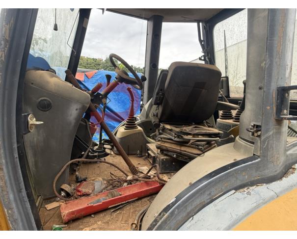 Foto de RETROESCAVADEIRA XCMG, XT870BR, SÉRIE XUG08700TJPA00512, ANO 2018, NO ESTADO EM QUE SE ENCONTRA.