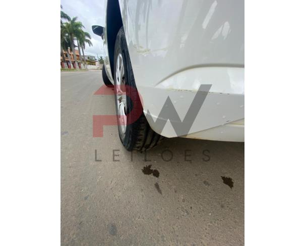 Foto de AUTOMOVEL VW/GOL 1.0L MC4, RENAVAM Nº 01194520631, CHASSI Nº 9BWAG45U0LT019935, ANO FABRICAÇÃO 2019, ANO MODELO 2020, COR BRANCA, FLEX (ÁLCOOL/GASOLINA), 84 CV, VEÍCULO DE 5 PASSAGEIROS, NO ESTADO EM QUE SE ENCONTRA.