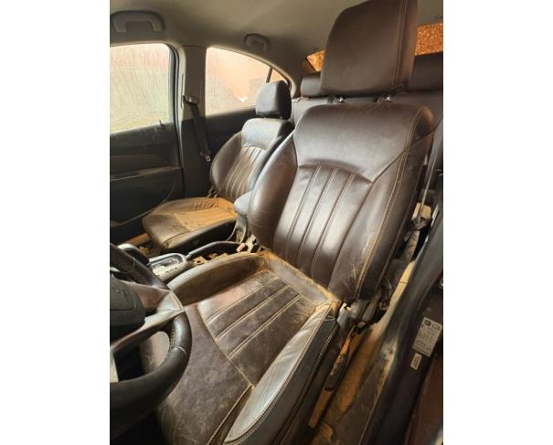 Foto de AUTOMOVEL, CHEVROLET/CRUZE LTZ NB, PRETA, 2015/2015, ALCOOL/GASOLINA, CHASSI: 9BGPN69N0FB225006, RENAVAM: 01046604209.
