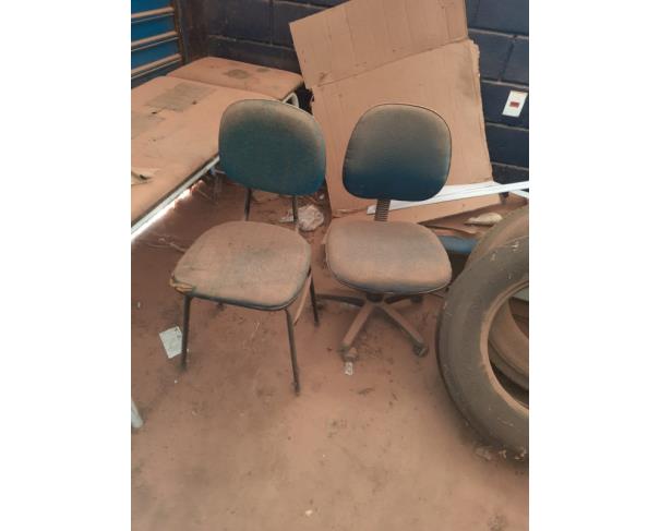 Foto de LOTE CONTENDO MATERIAIS HOSPITALARES E OUTROS, NO ESTADO EM QUE SE ENCONTRA.