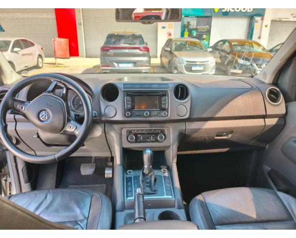 Foto de CAMINHONETE I/VW AMAROK CD 4X4 HIGH, DIESEL, PRATA, 2015/2016, NO ESTADO EM QUE SE ENCONTRA. 
