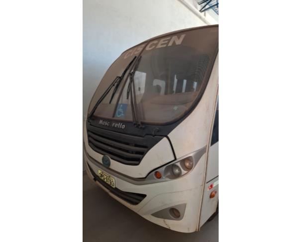 Foto de ONIBUS, M.BENZ/MASCA GRANMICRO O, BRANCA, 2013/2013, DIESEL, CHASSI: 9BM979277DB907612, RENAVAM: 00558546986, NO ESTADO EM QUE SE ENCONTRA.