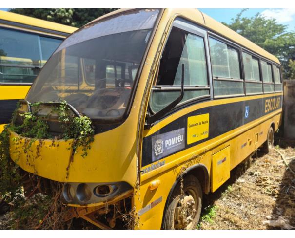 Foto de ONIBUS  MARCOPOLO/VOLARE V8L ESC, DIESEL, AMARELA, 2010/2011, CHASSI: 93PB42G3PBC034170, RENAVAM: 00265077621, NO ESTADO EM QUE SE ENCONTRA. 