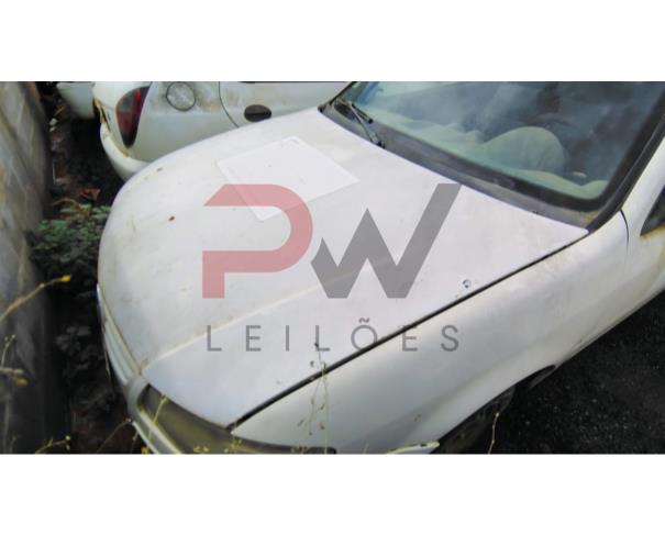 Foto de AUTOMOVEL VW/GOL 1.0 GIV, 2013/2014,BRANCA, ALCOOL/GASOLINA, CHASSI: ...48182,  NO ESTADO EM QUE SE ENCONTRA.