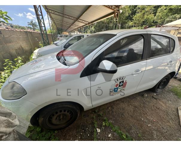Foto de  AUTOMOVEL I/FIAT PALIO ATTRACT 1.4, ALCOOL/GASOLINA, BRANCA, 2017/2017, CHASSI: ...96537, NO ESTADO EM QUE SE ENCONTRA. 