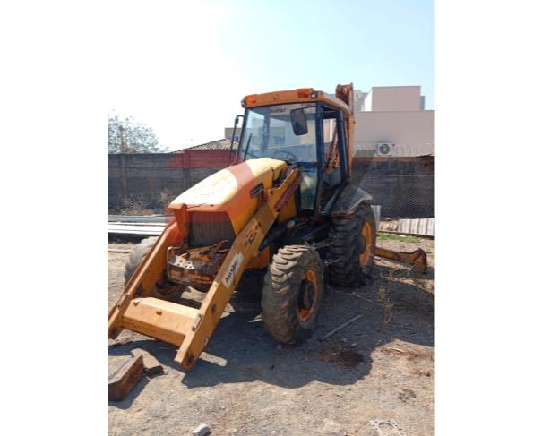 Foto de TRATOR JCB 4X4, AMARELA, ANO: 2011, NO ESTADO EM QUE SE ENCONTRA. 