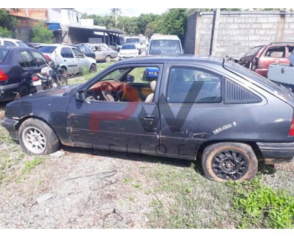 Foto de PASSAGEIRO / GM / KADETT SL/E / Placa: GSY3314 / UF: MG /Município: Ibirité / Ano fabricação: 1990 / Ano modelo: 1990 / Cor: CINZA / Chassi: 9BGKS08VLLC338658 / Motor: E18LVH31022766 / RENAVAM: 00247879029, NO ESTADO EM QUE SE ENCONTRA. 