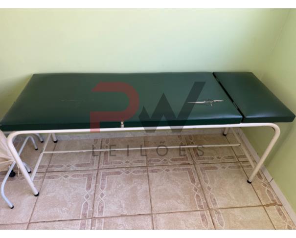 Foto de LOTE CONTENDO EQUIPAMENTOS ODONTOLÓGICOS E HOSPITALARES, TAIS COMO: MACAS, CADEIRA ODONTOLÓGICAS, RÉGUA ANTROPOMÉTRICA, ENTRE OUTROS, NO ESTADO EM QUE SE ENCONTRAM. 