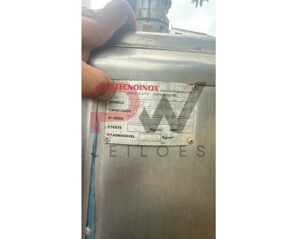 Foto de LOTE CONTENDO 01 TANQUE PARA RESFRIAMENTO DE LEITE, MARCA TECNOINOX, SÉRIE Nº 0320101042, CAPACIDADE DE 1.500 LITROS, ANO: 2010, NO ESTADO EM QUE SE ENCONTRA. 
