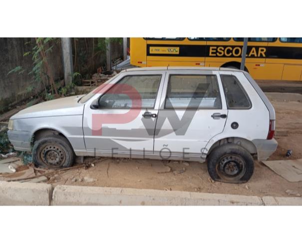 Foto de PAS/AUTOMOVEL FIAT/UNO MILLE ECONOMY, ALCOOL/GASOLINA, 2009/2010, PRATA, RENAVAM: 174349432, CHASSI: 9BD15822AA6384097, NO ESTADO EM QUE SE ENCONTRA.