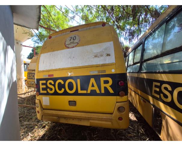 Foto de ONIBUS MARCOPOLO/VOLARE V8L ESC, DIESEL, AMARELA, 2009/2009, CHASSI: 93PB42G3P9C030214, RENAVAM: 00191834750, NO ESTADO EM QUE SE ENCONTRA. 