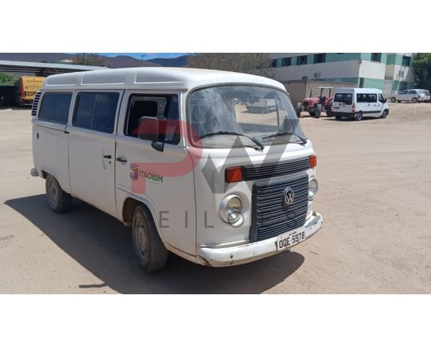 Foto de MIS/CAMIONETA VW/ KOMBI, ALCOOL/GASOLINA, 2013/2013, BRANCA, RENAVAM: 00545898854,  CHASSI: 9BWMF07X0DP018603, NO ESTADO EM QUE SE ENCONTRA.