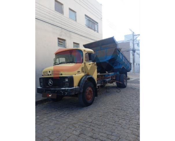 Foto de CARGA CAMINHAO, M.BENZ/L 1313, DIESEL, AMARELA, 1986/1986, CHASSI:...12166,  NO ESTADO EM QUE SE ENCONTRA.
