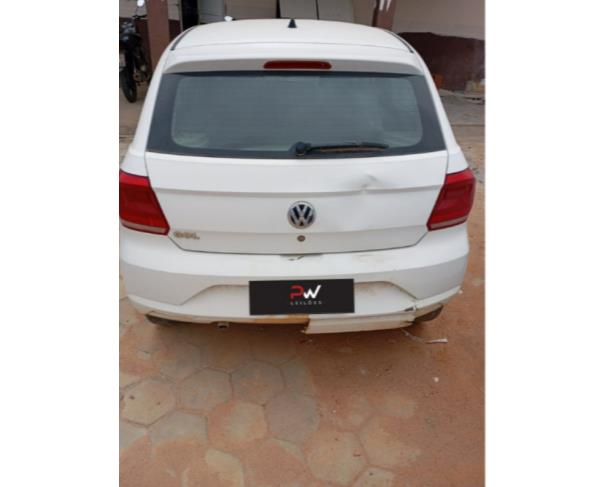 Foto de PAS/AUTOMOVEL VW/GOL 1.0L  MC4, ALCOOL/GASOLINA, BRANCA, 2019/2020, CHASSI: ...31702, NO ESTADO EM QUE SE ENCONTRA.