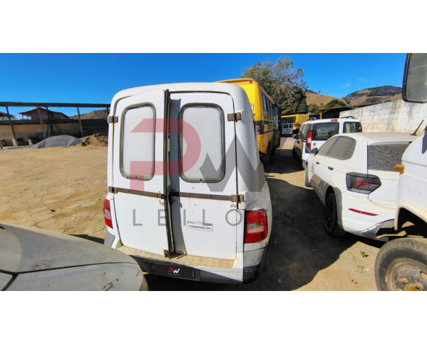Foto de CAMINHONE VW/SAVEIRO UNIVIDAS AMB, 2014/2015, ALC/GASOL, BRANCA, CHASSI: 9BWKB45U3FP064769, RENAVAM: 01035969979, NO ESTADO EM QUE SE ENBCONTRA.