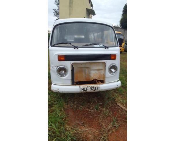 Foto de MICROONIB VW/KOMBI LOTACAO, ALCOOL/GASOLINA, BRANCA, 12 LUGARES, 2012/2013, CHASSI: 9BWMF07X3DP004629, RENAVAM: 00473462087, NO ESTADO EM QUE SE ENCONTRA.