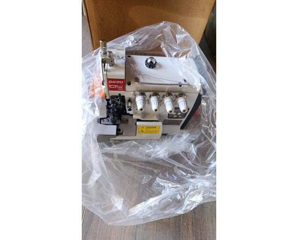 Foto de LOTE CONTENDO MÁQUINA DE COSTURA BAOYU GT700, COM APROX. 29 ROLOS DE LINHA, NO ESTADO EM QUE SE ENCONTRAM.