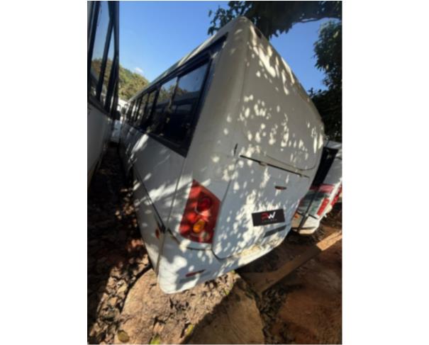 Foto de ONIBUS, M.BENZ/MASC GRANMINI O, BRANCA, 2010/2010, DIESEL, CHASSI: 9BM688277AB704983, RENAVAM: 00219999201, NO ESTADO EM QUE SE ENCONTRA.