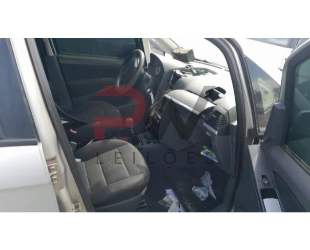 Foto de PASSAGEIRO / FIAT / IDEA ELX FLEX / Placa: HDV1818 / UF: MG / Município: Barbacena Ano fabricação: 2006 / Ano modelo: 2006 / Cor: PRATA / Chassi: 9BD13561372023471 / Motor: 178F3011*7031174* /RENAVAM: 00885259343