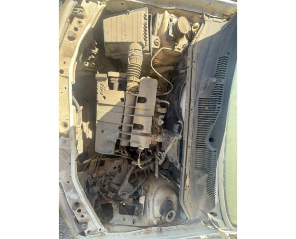 Foto de AUTOMOVEL, FIAT/PALIO FIRE FLEX, BRANCA, 2005/2006, ALCOOL/GASOLINA, CHASSI: 9BD17146G62703853, RENAVAM: 00872853489, NO ESTADO EM QUE SE ENCONTRA.