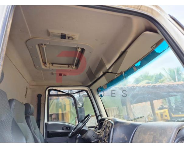 Foto de CAMINHÃO, FORD/CARGO 1319, BRANCA, 2015/2015, DIESEL, CHASSI: 9BFXEB1B5FBS82652, RENAVAM:01058376621 , NO ESTADO EM QUE SE ENCONTRA.