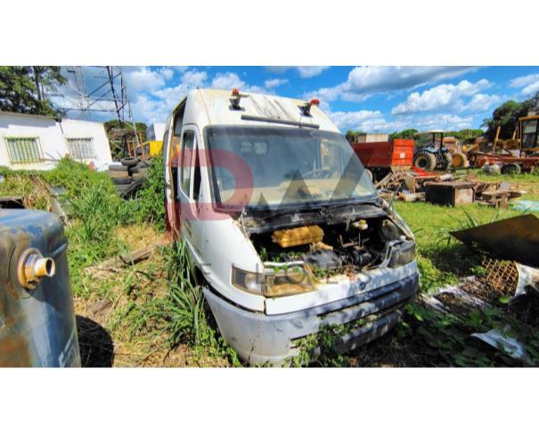 Foto de SUCATA SEM BAIXA, ESPECIAL / CAMINHONETE FIAT/DUCATO M RONTAN AMB, 2005/2005, DIESEL, BRANCA, ANTIGA PLACA HMG-4480, NO ESTADO EM QUE SE ENCONTRA.