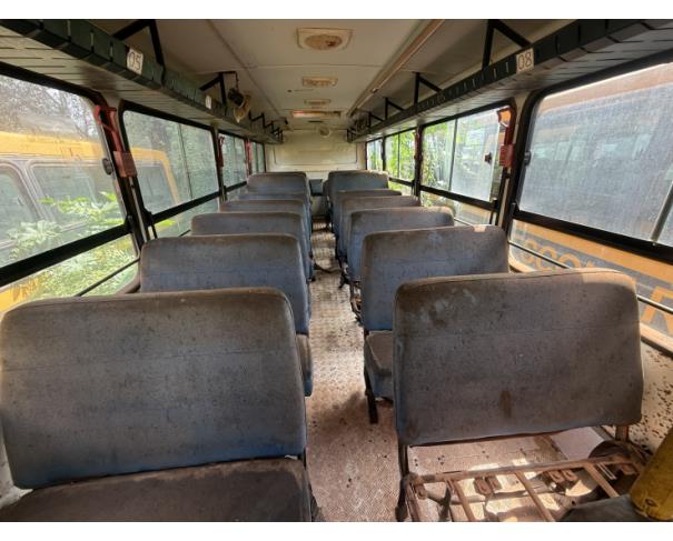 Foto de ONIBUS M.BENZ/OF 1519 R.ORE, DIESEL, AMARELA, 2013/2014, CHASSI: 9BM384069EB924993, RENAVAM: 00585657475, NO ESTADO EM QUE SE ENCONTRA.